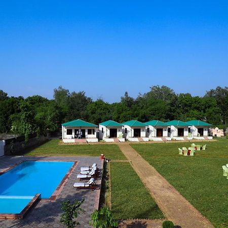 Hotel Yash Vilas Saváj Madhopur Kültér fotó