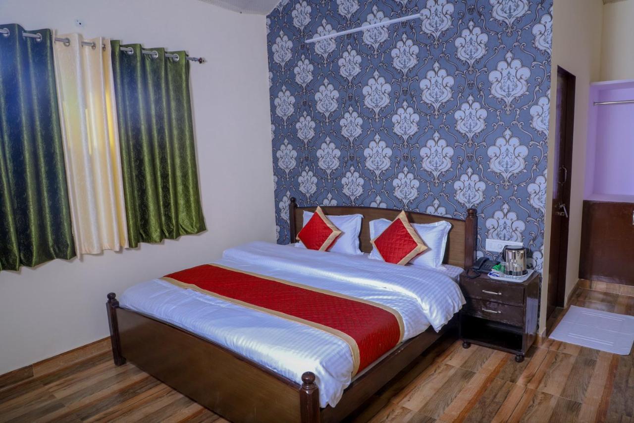 Hotel Yash Vilas Saváj Madhopur Kültér fotó
