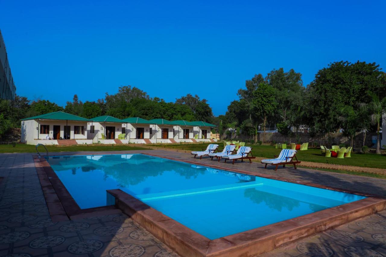 Hotel Yash Vilas Saváj Madhopur Kültér fotó