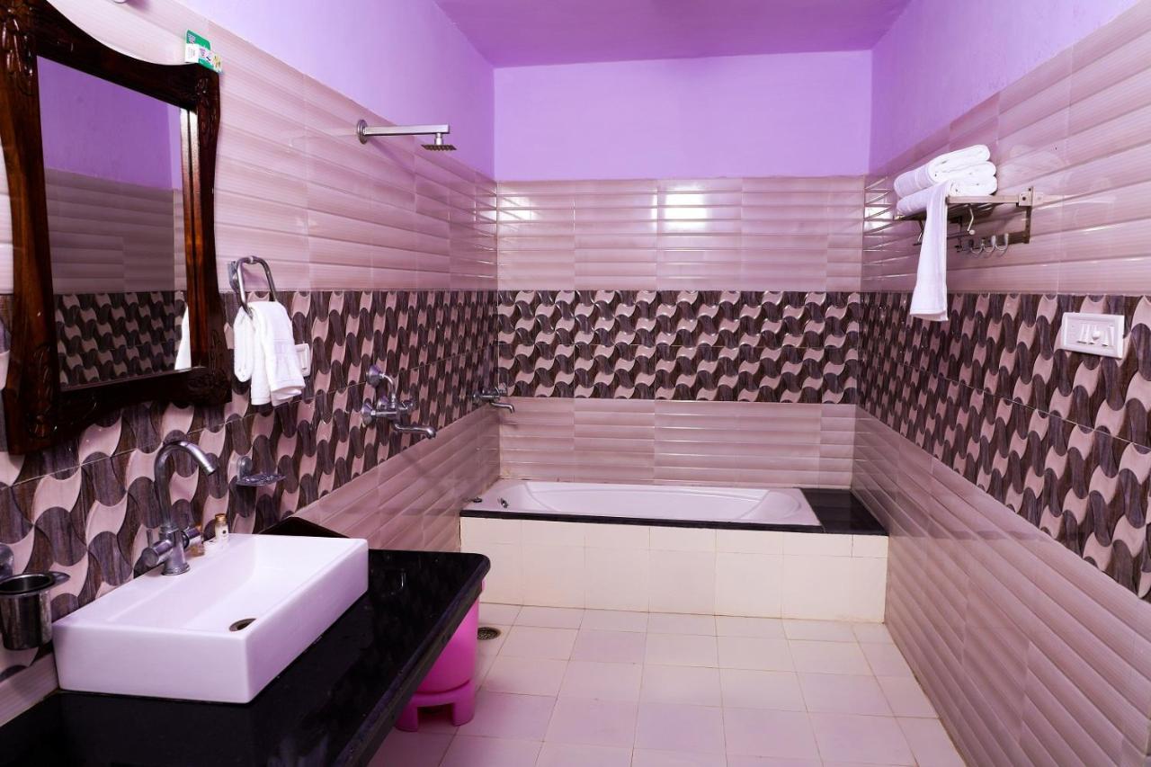 Hotel Yash Vilas Saváj Madhopur Kültér fotó