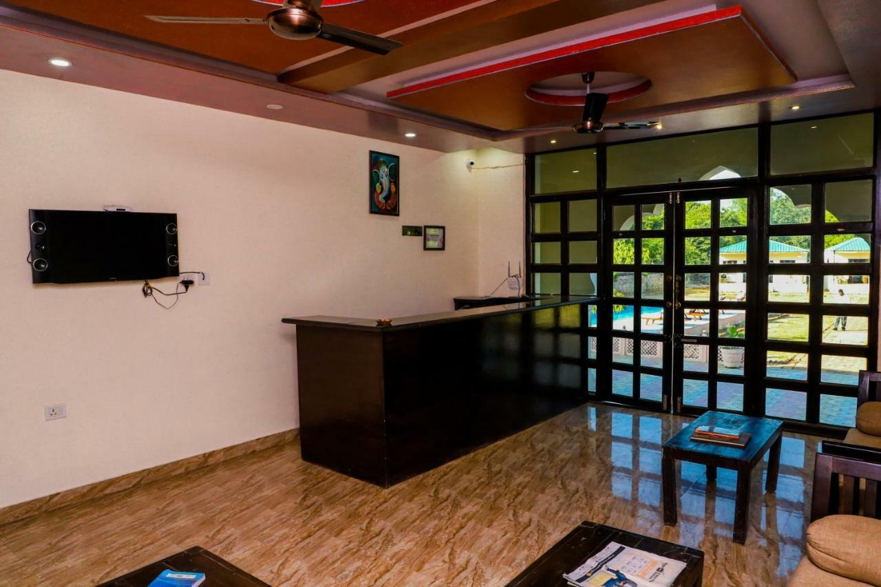 Hotel Yash Vilas Saváj Madhopur Kültér fotó